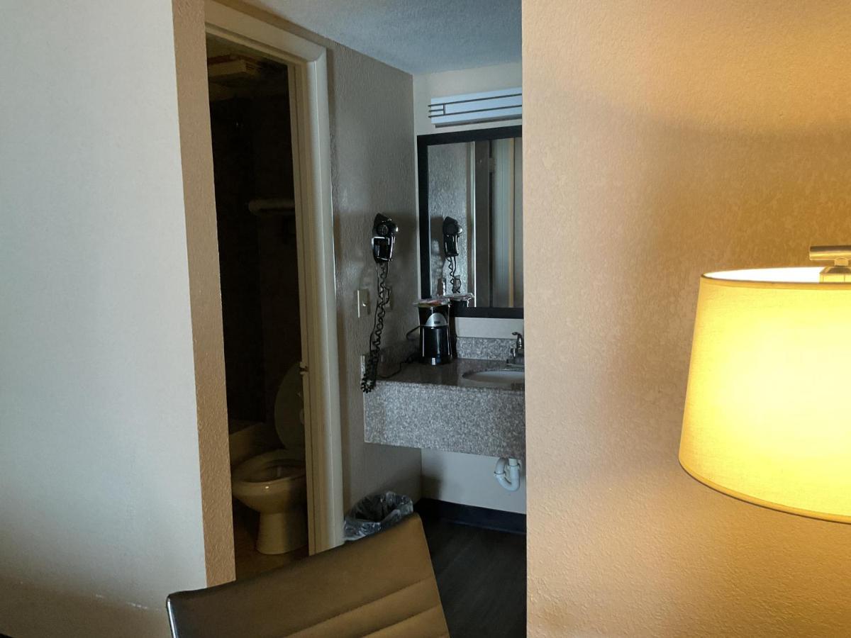 Super 8 By Wyndham Chattanooga/East Ridge Zewnętrze zdjęcie